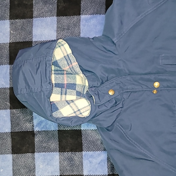 Vintage. Made in USA. Woolrich The Woman. Full-zip w/snap buttons. Medium - Picture 8 of 15